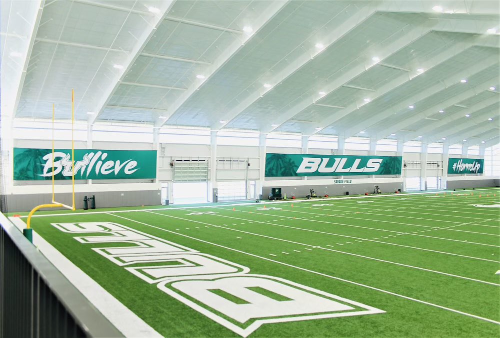 Had a great time watching USF practice today, blessed to have been re-offered by the new coaching staff. GO Bulls! @CoachBahler @CoachGolesh @RamsRhsFootball @CoachSmithers33 @BrodyWiseman @ReshardSimmons