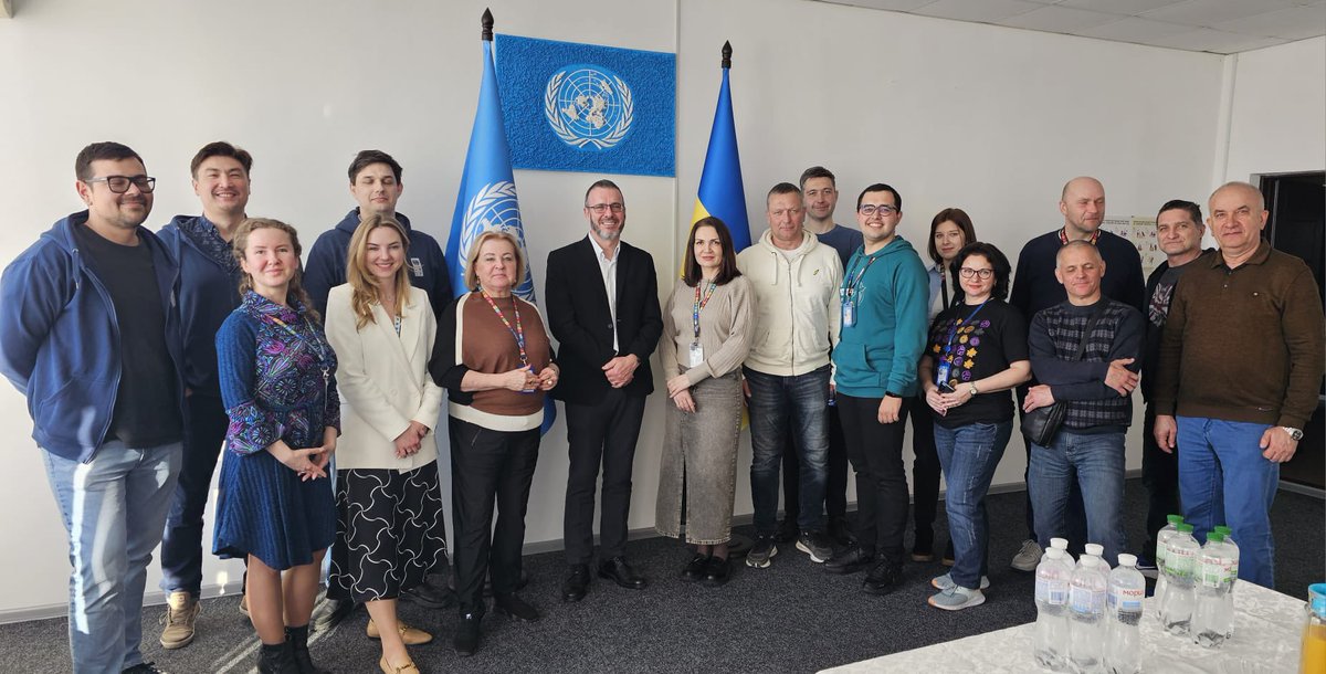 Visited our @UNDPUkraine offices in #Dnipro and #Poltava and wonderful to see our numerous projects in the East of #UKRAINE to support #Recovery efforts. Under difficult circumstances - these @UNDP personnel do an incredible job of supporting the people of Ukraine.