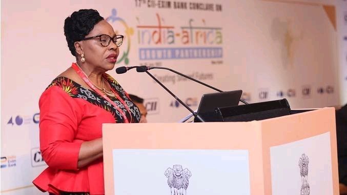 Woman's Affairs, Community, Small & Medium Enterprises Development Min Monica Mutsvangwa is set to grace the 2nd edition of the Open Market Day & Exhibition for Women Entrepreneurs Friday in Bulawayo The event is hosted by the Organisation of Women in International Trade #EDWORKS