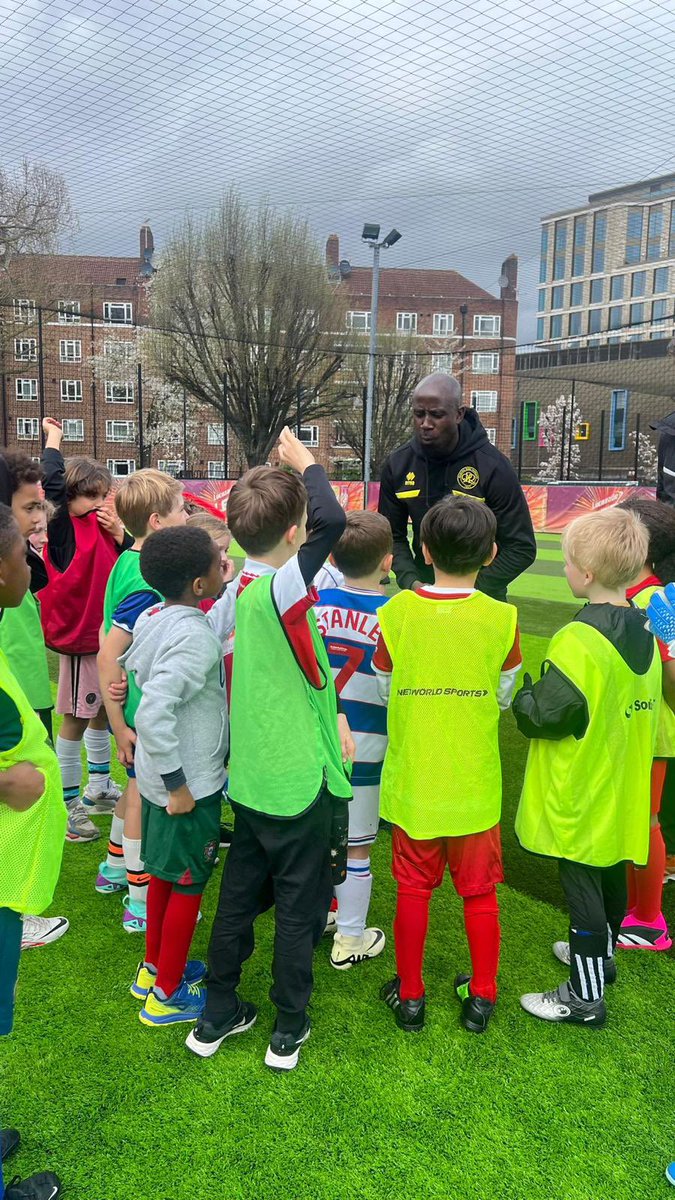 QPRSoccerSchool's tweet photo. @uncs37 📸 More from @uncs37 visit to @QPRSoccerSchool https://t.co/gaMUtrTPAN