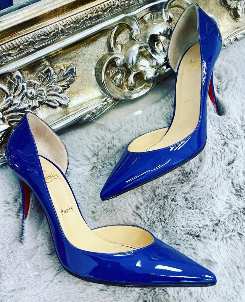 Blue heels💙 Which frame are you going for?