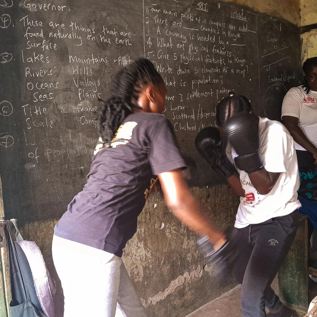 Boxgirlskenya's tweet photo. Our rural programming in Western Kenya hasn't been left behind for the Volunteer Month activities. Therefore, are you looking into volunteering opportunities in Kakamega County?
#VolunteerMonth #AprilforVolunteers #Volunteerweek #girlempowermentprogram #GirlLeadingActivities https://t.co/zI3cNlDk1t