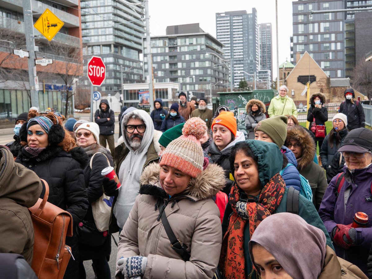 OPSEU's tweet photo. Together with labour &amp; community allies, Regent Park community health care workers celebrated their unity after reaching a tentative deal yesterday. The crowd was filled with hope for a better future for Regent Park. There's nothing we can’t achieve when we fight together! #OnLab https://t.co/ELD6pBkw8I