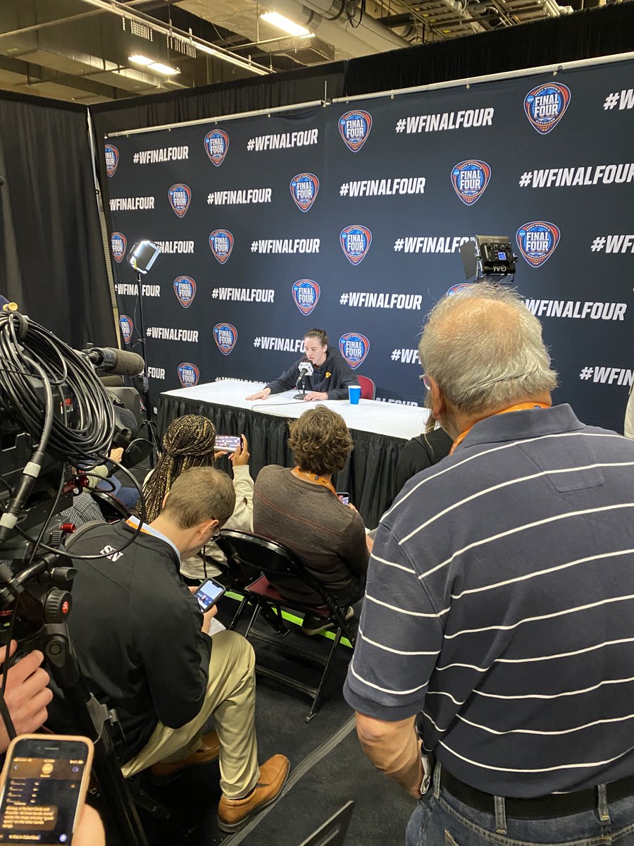 TheKennyRoda's tweet image. Some @WFinalFour Media Day photos from @RMFieldHouse in Cleveland, Ohio. @IowaWBB #caitlinclark #WFinalFour 
#MarchMaddness @CaitlinClark22