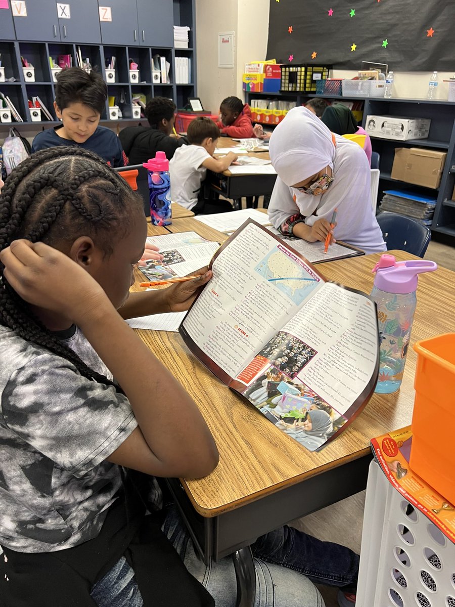How cool that <a href="/Scholastic/">Scholastic</a> Storyworks has a text on the BIG solar eclipse event coming up!! Table teams are using this drama to analyze plot elements and create a diagram for STAAR bootcamp ☀️🕶️ @RLAinRISD #RISDWeAreOne <a href="/AikinEagles/">Aikin Eagles</a>