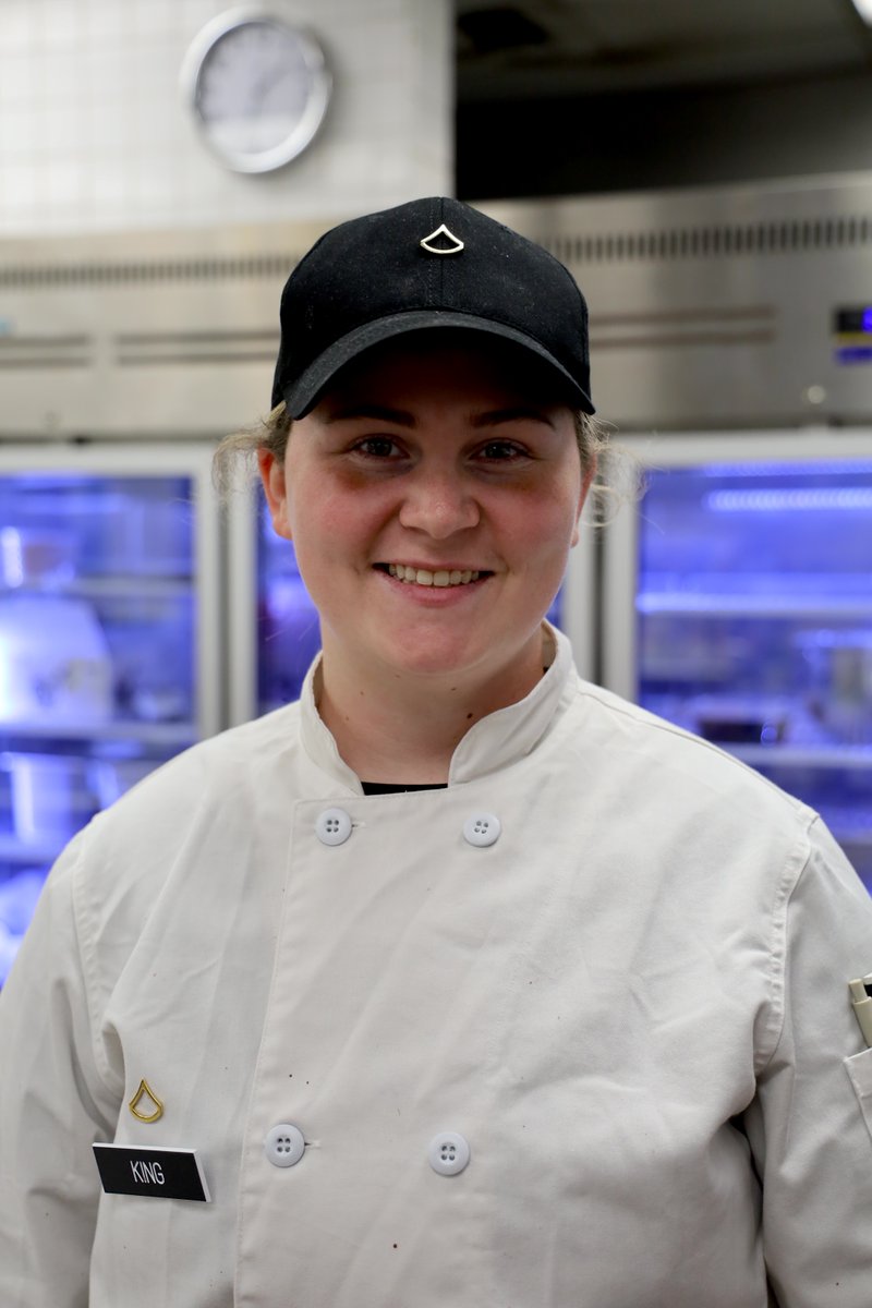 Meet PFC Abbigail King, a 92G, cook and culinary specialist, assigned to 593rd ESC
She joined the @USArmy to have a steady job during the COVID-19 pandemic and has been serving since. Desserts are her favorite food to cook, especially tarts!🧁#whyiserve 

@USARPAC @FORSCOM