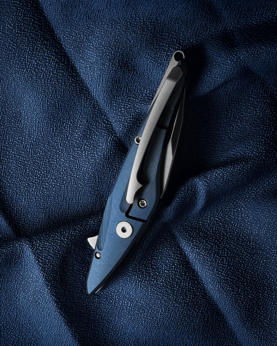 FishPetrified's tweet photo. A new bird came to the fish pond today

-Flipper
-Frame lock
-M390

———————————————
#EDC #petrifiedfish #bestedc2024 #M390
#PPFE10 Hummingbird https://t.co/nGDM5MQ2XW