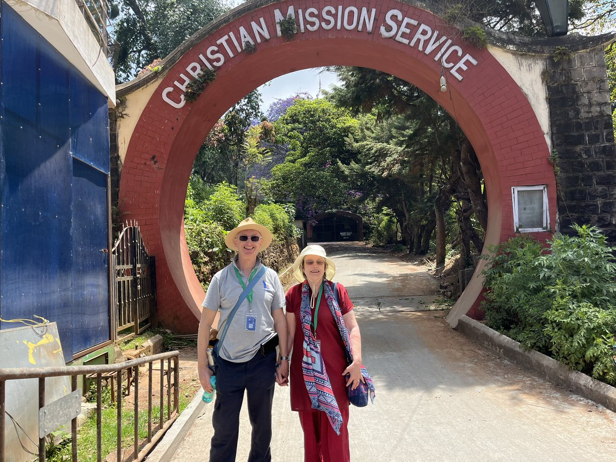 ajreidwrites's tweet photo. Day 4 of the Hebron, Ooty, 125 anniversary reunion. We headed off to Brooklands, Coonoor, where the school started in 1899, visited ‘old Hebron’ nearby and then had a specially hired mountain train back to Ooty - followed by the ‘Deo Supremo’ passion play. https://t.co/ahGWfb92ox