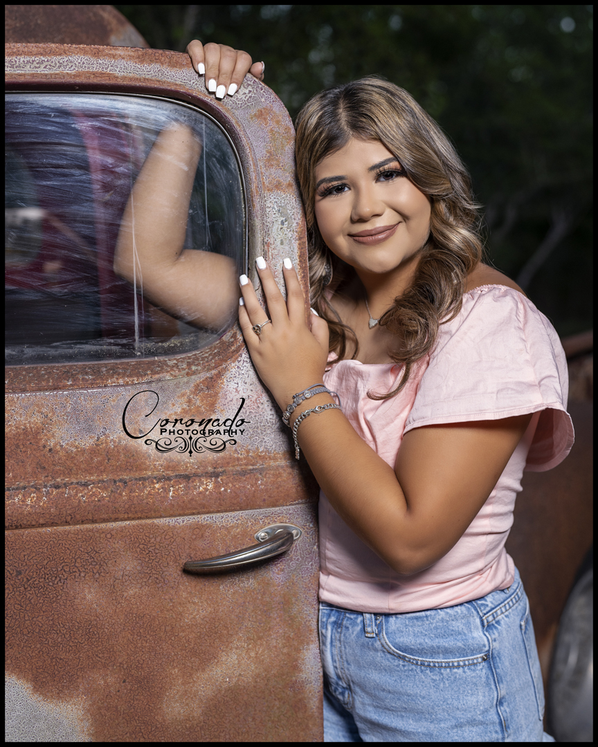 CorPhoto's tweet image. Morgan Garcia, Calallen High School Class of 2024
Congrats and enjoy the rest of your Senior year!