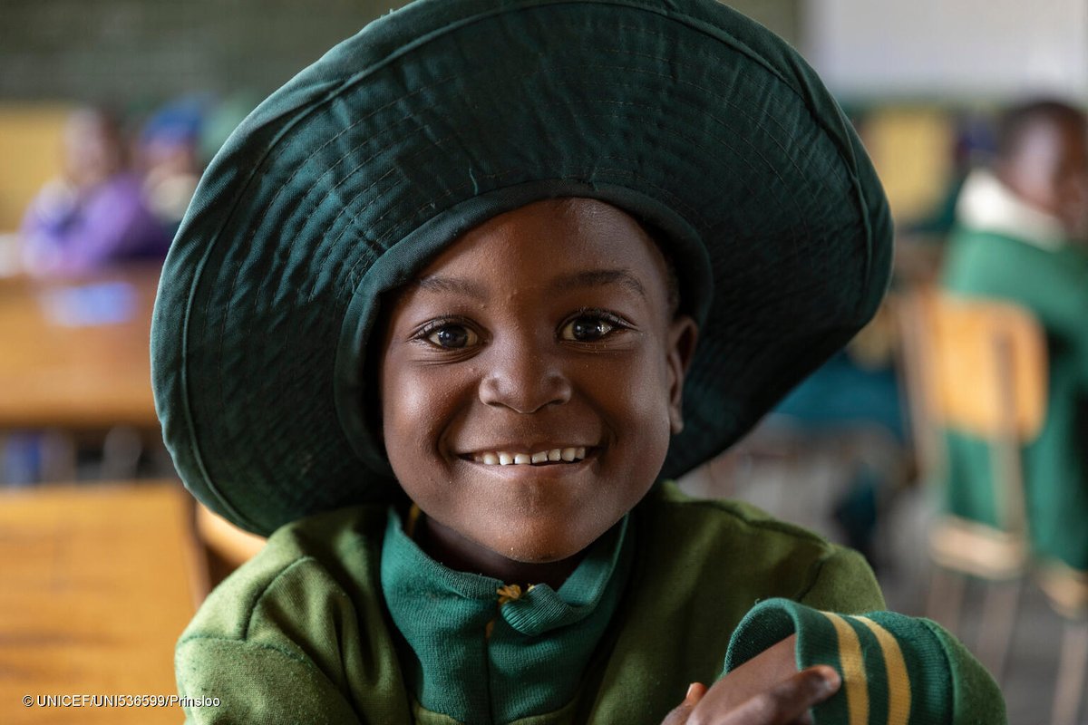 UNICEFEducation tweet picture