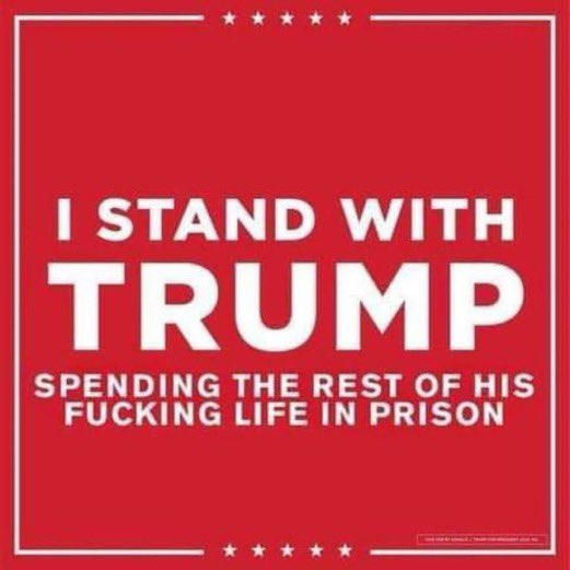 Jeep_Waver's tweet photo. @highbrow_nobrow What an Ass! #VoteBlueToDefeatTraitorDonaldTrump https://t.co/BnzetOH5Fc