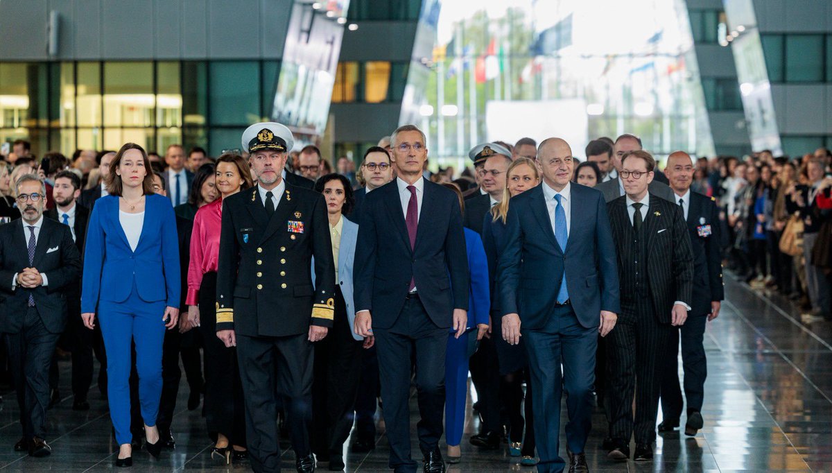 Today marks 75 years since the founding of #NATO—the strongest & most successful alliance in history. Foreign Ministers met to address #Ukraine’s urgent & long-term needs; we must step up even more. We also discussed deepening cooperation with our Indo-Pacific partners. 🇦🇺🇯🇵🇳🇿🇰🇷