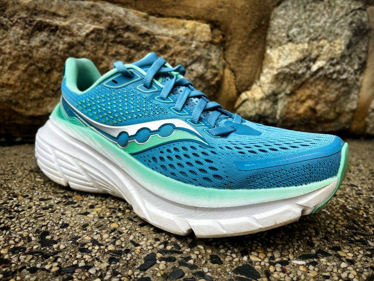 The Saucony Guide 17’s are a pillowy soft max cushioned supportive shoe. It's a very stable shoe that can be used for an everyday trainer. I personally don't care for the color combinations or how they look but thoroughly enjoy how they feel on. - bit.ly/4aHuOgE