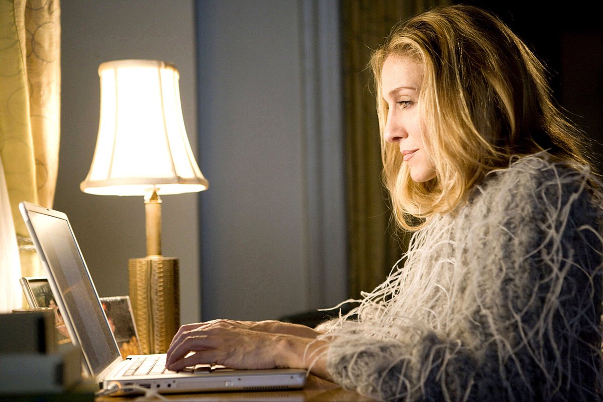 Every time I meet an internet friend they are surprised by my height. It’s a tall order but I couldn’t help but wonder why I am reading as short.