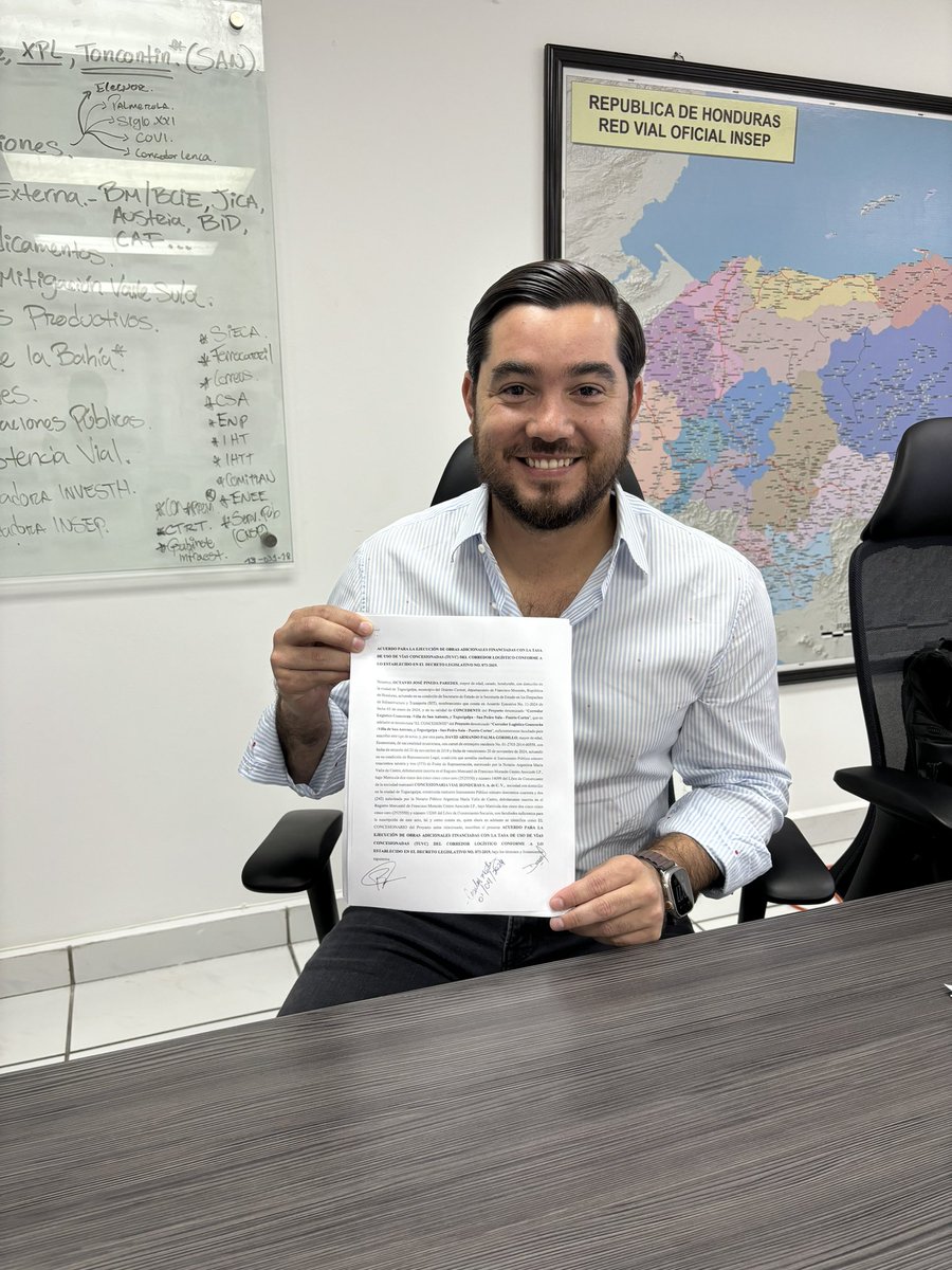 ¡FIRMADO! ✍️ • Contrato de construcción de intercambiador corredor logístico Villanueva - San Manuel, Cortes • Una obra de vital importancia para aliviar el tráfico en el principal corredor del Valle de Sula. • + L. 200millones de inversión pública con inicio ahora Abril…