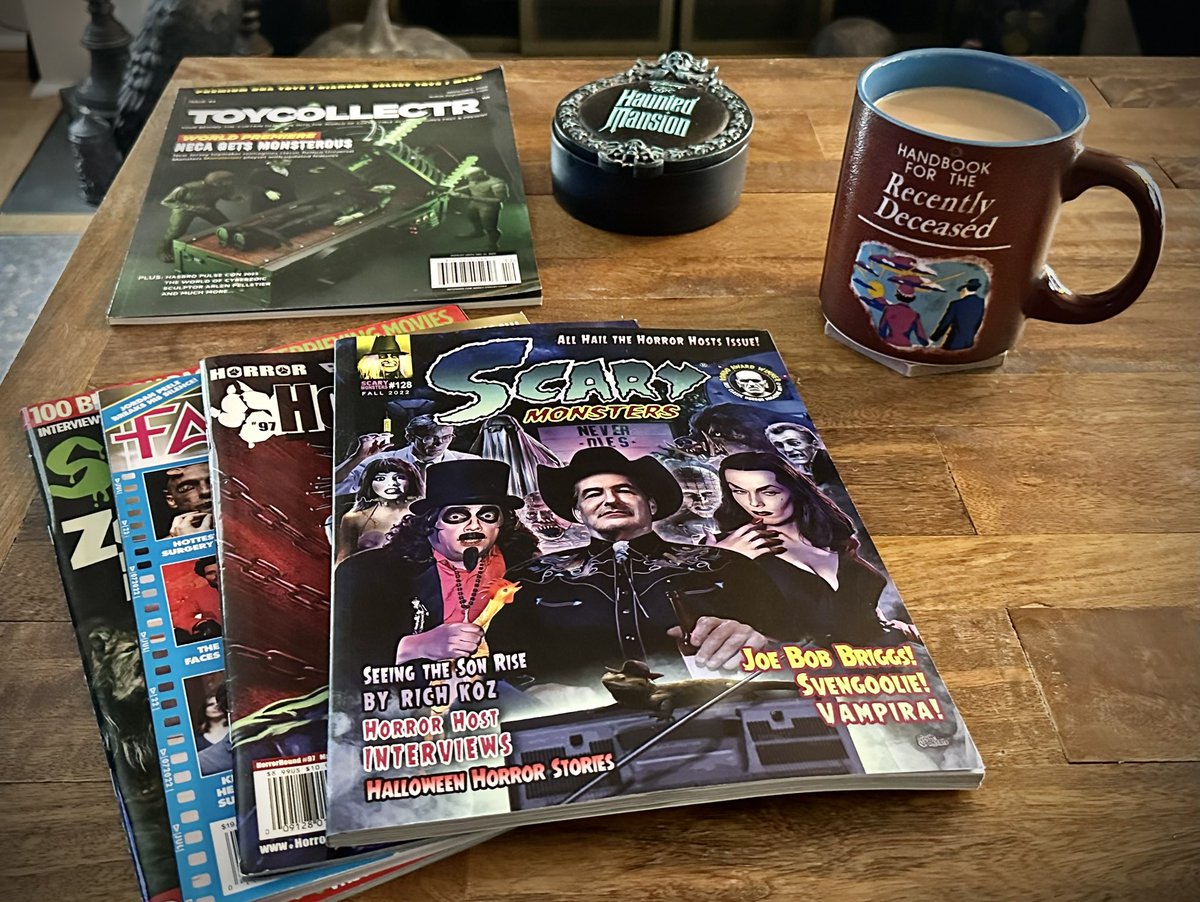 Gloomy spring mornings were made for digging into back issues with a humongous mug of coffee. Support the people who make the things that make you happy…
@Svengoolie @therealjoebob
@FANGORIA @horrorhound @screammagazine @ToycollectrMag @stumptowncoffee #beetlejuice  #MutantFam
