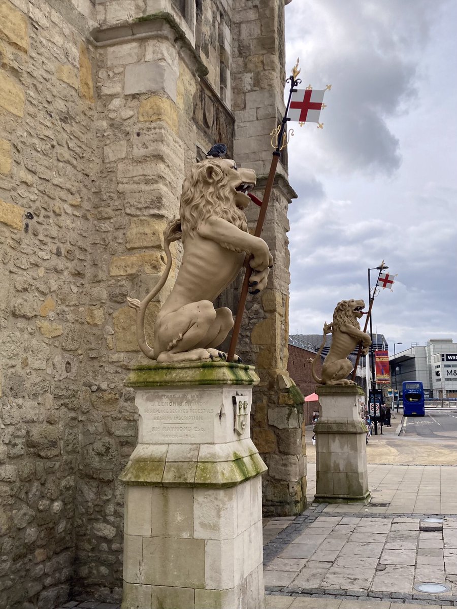 My next guided walk around old #Southampton will be on Saturday 20 April at 10.30am Meet you at the Bargate lions. Book here wegottickets.com/event/616416/