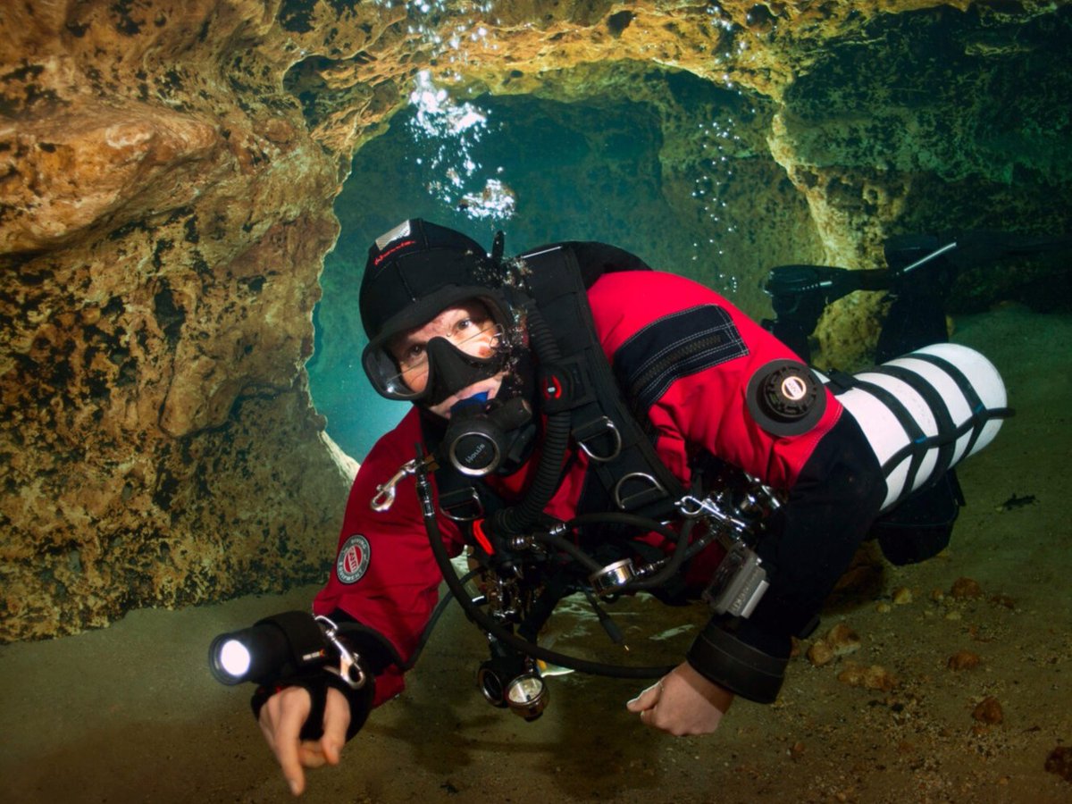 What does it mean to have an 'Explorer's Mindset'? Check out this video series, produced in collaboration with renowned cave diver Jill Heinerth to learn how she was inspired at a young age to develop her own #explorermindset. bit.ly/3mqw6Wr