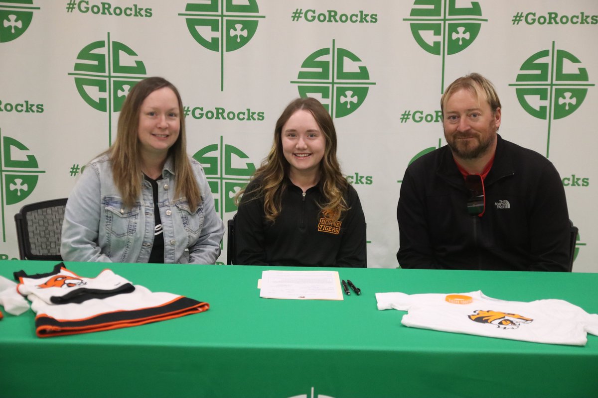 ScotusCC's tweet image. Senior Makenna Barels signed her letter of intent to join the cheerleading team at @doanecheerdance this morning. 

Congratulations to Makenna and her family! Makenna was joined by her parents, siblings, coaches and Scotus students.

#GoRocks #nebpreps