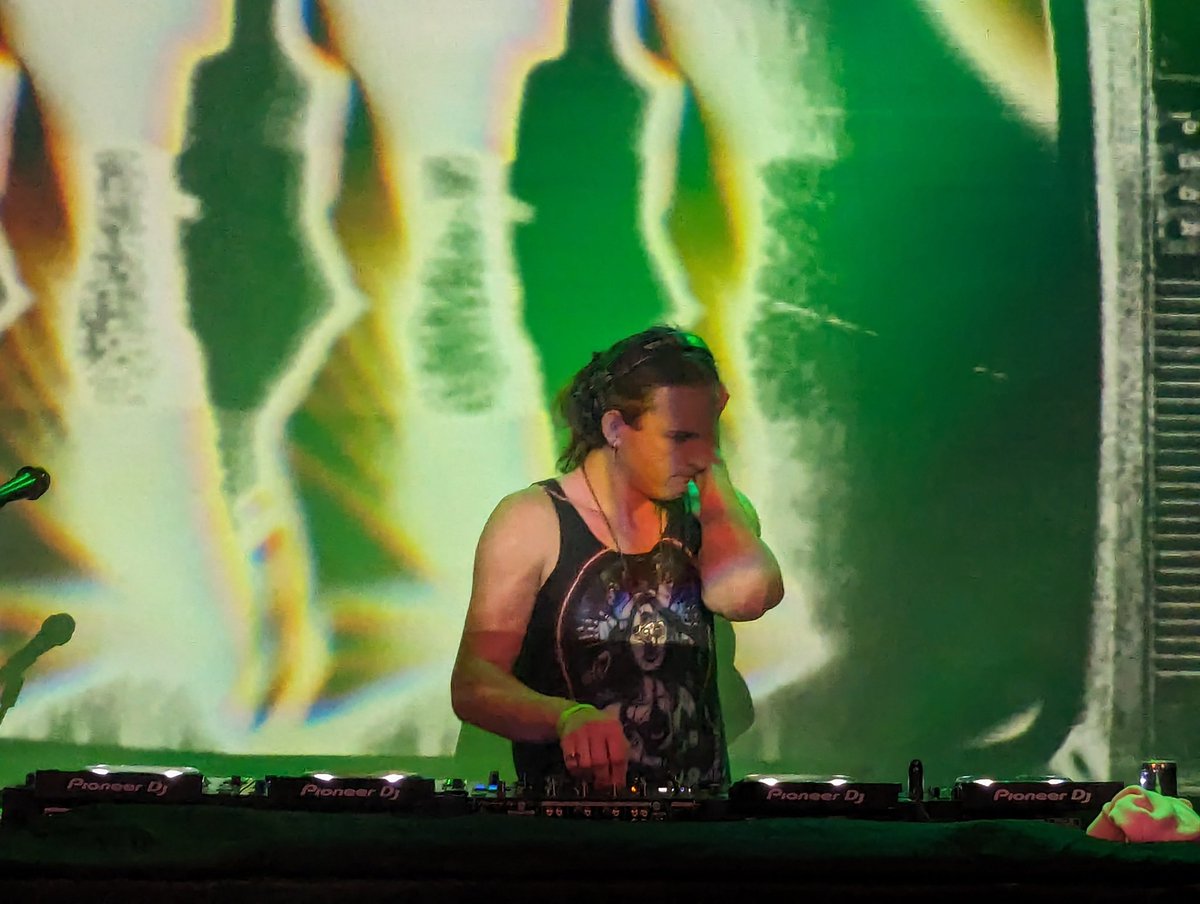 Down Deep Productions tweet media