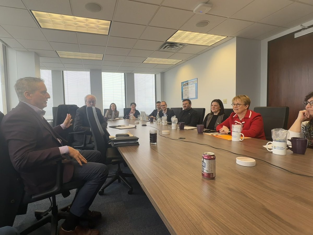 RochesterChambr's tweet image. .@BobDuffyROC &amp;amp; our team were honored to join partners @GRERochesterBiz &amp;amp; @CityRochesterNY to welcome a delegation from our sister city in France, @MetropoleRennes, including mayor @NathalieAppere 🇫🇷

We look forward to continued partnership &amp;amp; joint economic development efforts!