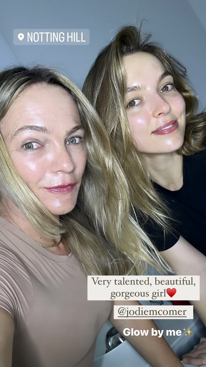 jodiemcoma's tweet photo. Jodie Comer in London with Facialist Keren Bartov
 
she’s alive and glowing ✨

📸: keren_bertov https://t.co/dohv0Y7Q3U