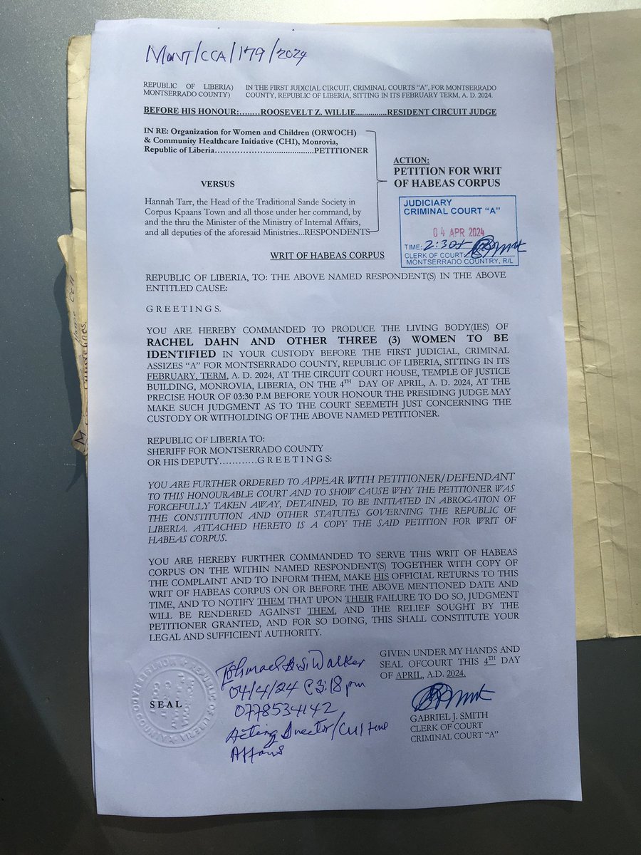 Int'l orgs. were discussing #fgm at a posh hotel today when 4 girls were abducted leading both <a href="/orwoch/">ORWOCH</a> &amp; <a href="/communityheal10/">Naomi Tulay-Solanke</a> petitioning for a #habeascorpus. On #fgm day, I called for a multi sectoral approach to addressing #fgm. Read here👇🏿👇🏿
academia.edu/114572745/REFL…
#localization