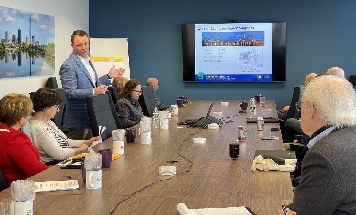 GRERochesterBiz's tweet image. GRE hosted a Rennes, France delegation to discuss #Roc’s economy, businesses growing here, and #GreaterROC's exceptional quality of life. rochesterbiz.com/business-growt…
@CityRochesterNY @metropolerennes @RochesterChambr