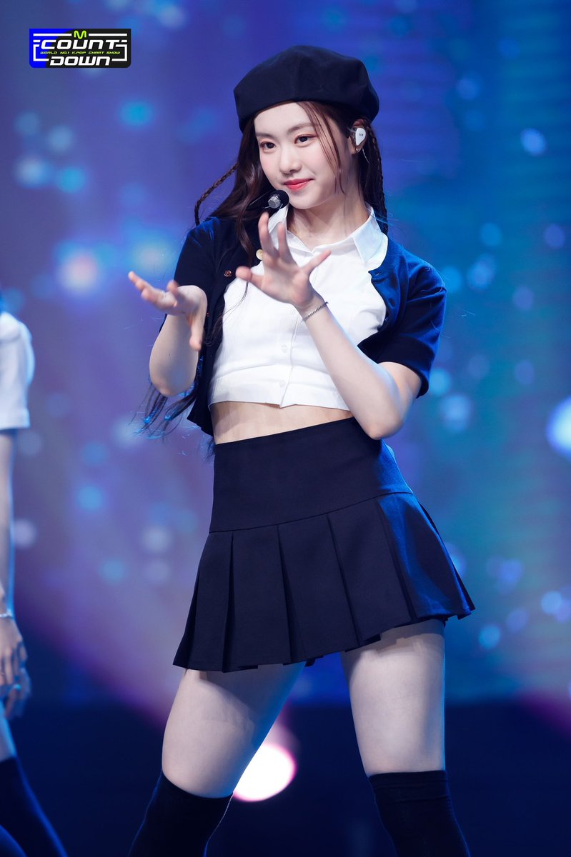 garamfanbase's tweet photo. Serenes, comment your favorite pics of Garam performing on stage, don't forget the tags! 

Here are ours 🤍 

#RAMIIVERSARY
#2getherforeveram
#김가람과함께한2년 https://t.co/KfSNPTVBQJ
