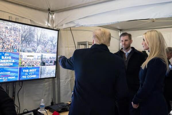 Remember when the orange shit stain Trump and his vile offspring watched with glee as our nations capital was ransacked on the day of election certification? Not a commander of any kind, just a pathetic grifting rapist. #TrumpIsNotFitToBePresident