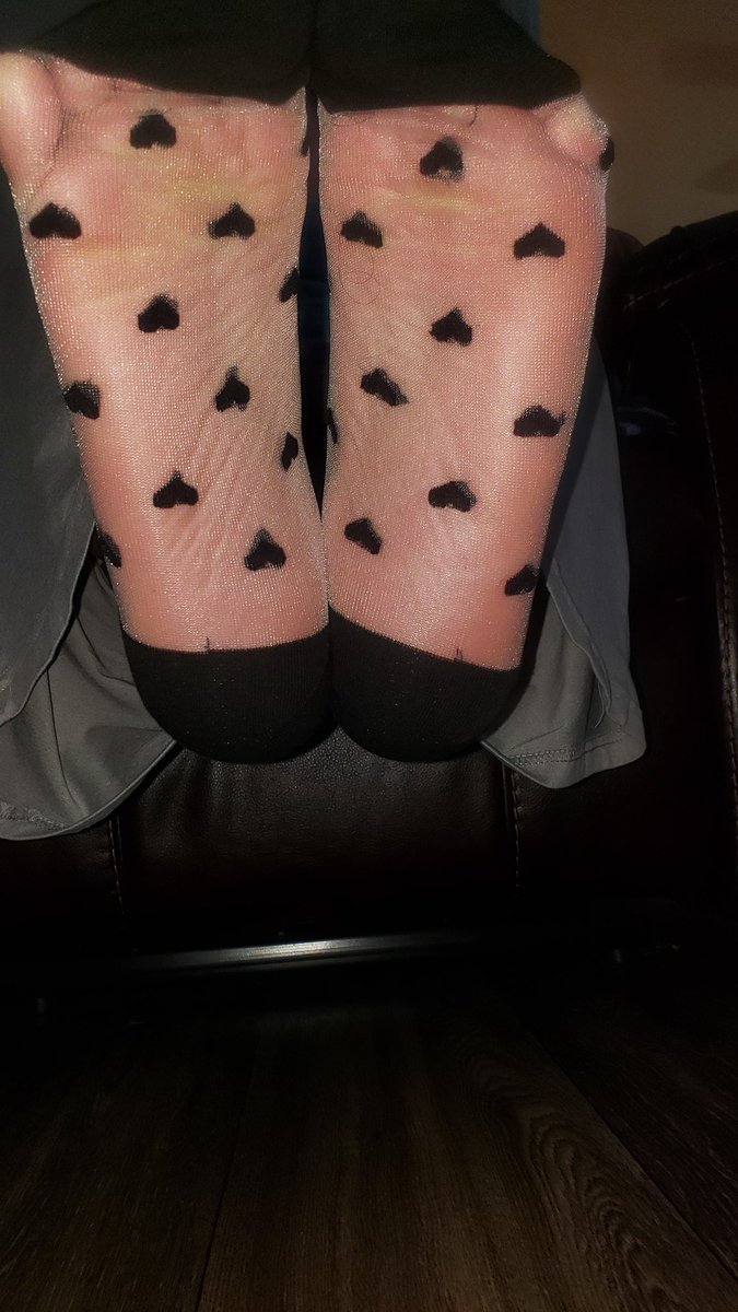 Loving these #sheer socks. They are so cute 😍 #prettyfeet #prettytoes  #bigfeet #ncfeet #wrinkledsoles #wrinkledarches #footfetish #meatysoles #meatyheels #mixedsoles #size11 #toespread #nylonfetish #pantyhose #sheers #sockfetish #sockoftheday