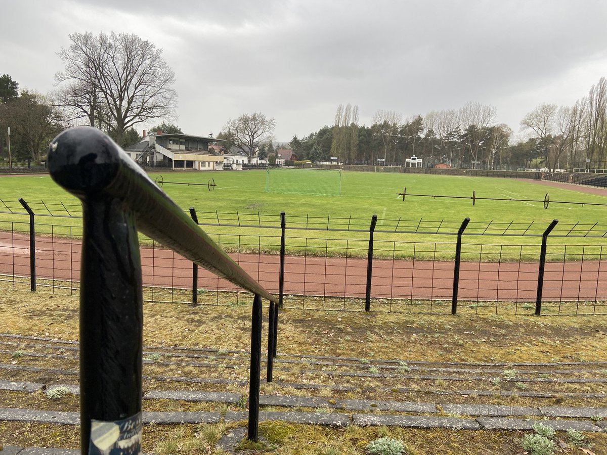 Twenty minutes from Frankfurt (O), is this place; Stahl Eisenhüttenstadt and their Stadion der Hüttenwerker.

They even played a Cup Winners’ Cup tie here against Galatasaray in 1991.
