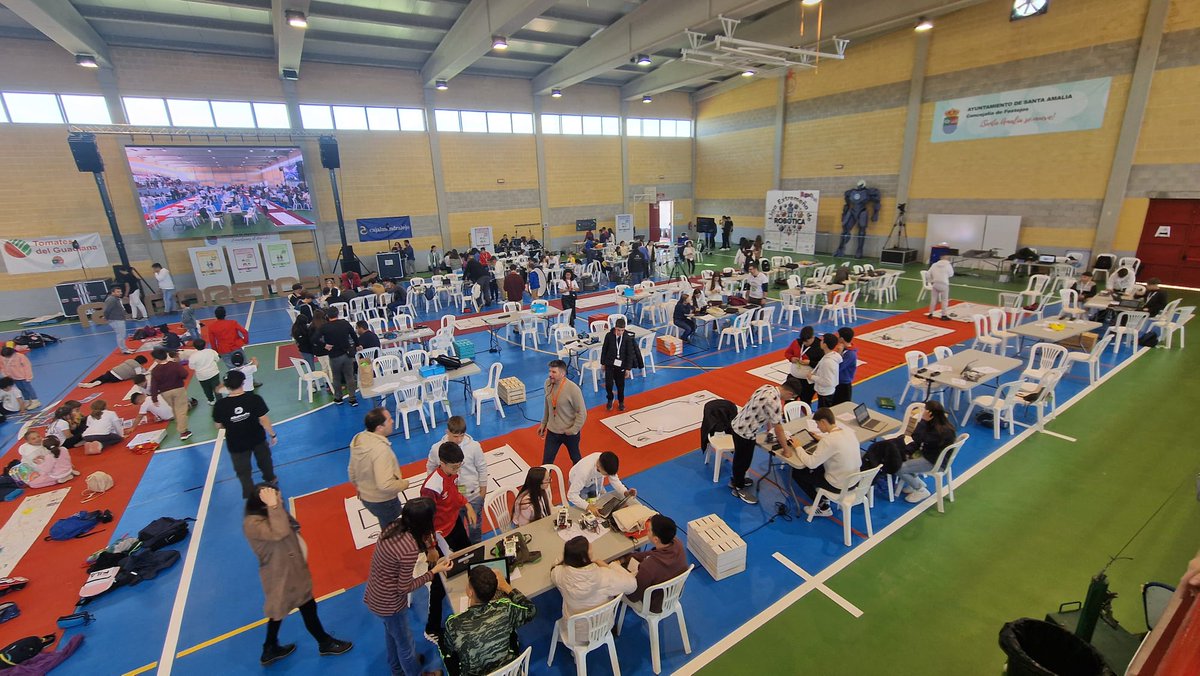 👏¡Solo tenemos palabras de agradecimiento para lo que hemos vivido esta mañana!

🤖Muchísimas gracias a los docentes, alumnado, <a href="/AytoSantaAmalia/">SantaAmalia</a>  y organización del evento por una jornada inolvidable.

🦾Next Stop: Badajoz 16 de abril