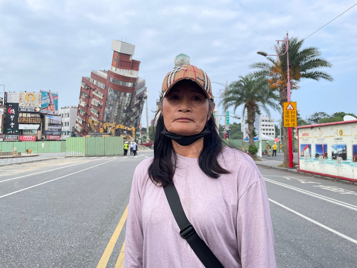 🧵1/ After Taiwan’s largest earthquake in 25 years struck, Chen Hsiu-ying watched her building from a few hundred yards down the road as it tilted and then partially collapsed. “I live on the fifth floor, but now it has become the second floor.” on.wsj.com/3vDnxQa