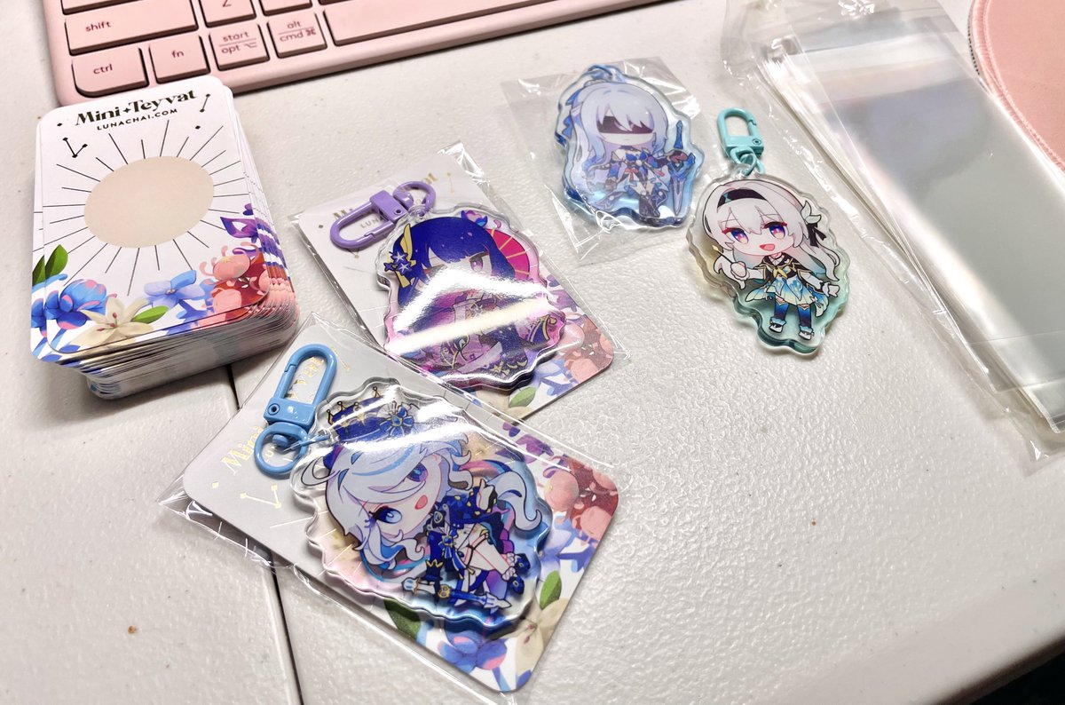 charms are here and now being packed!🌸