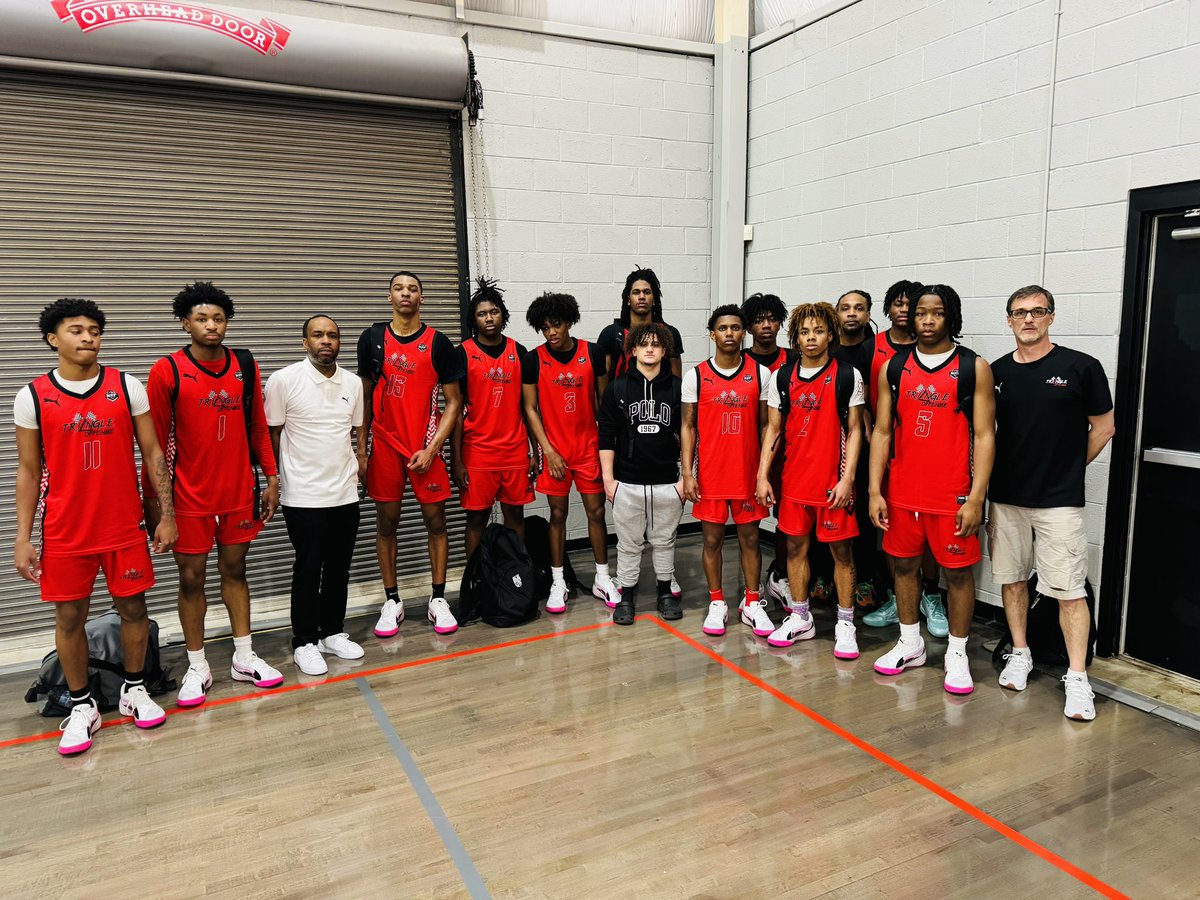 Well Puma Session 1 is over and we had a great weekend despite going 2-2. While playing in our first event of the year. This spring and summer will be exciting.. College coaches we some great talent. 17U @TriOffElite