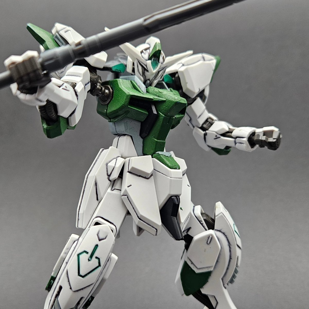 BuildUpHobby's tweet image. Our first Meta Build for Season 3 has landed! Local Builder @ianwhite60 has entered Gundam Fomori as his latest custom GBN unit.

   In a much more restrained design, Fomori has that Axe monster feel in spades!

    Thanks for Building with us!

#g_bm #GUNDAMBUILDMETAVERSE