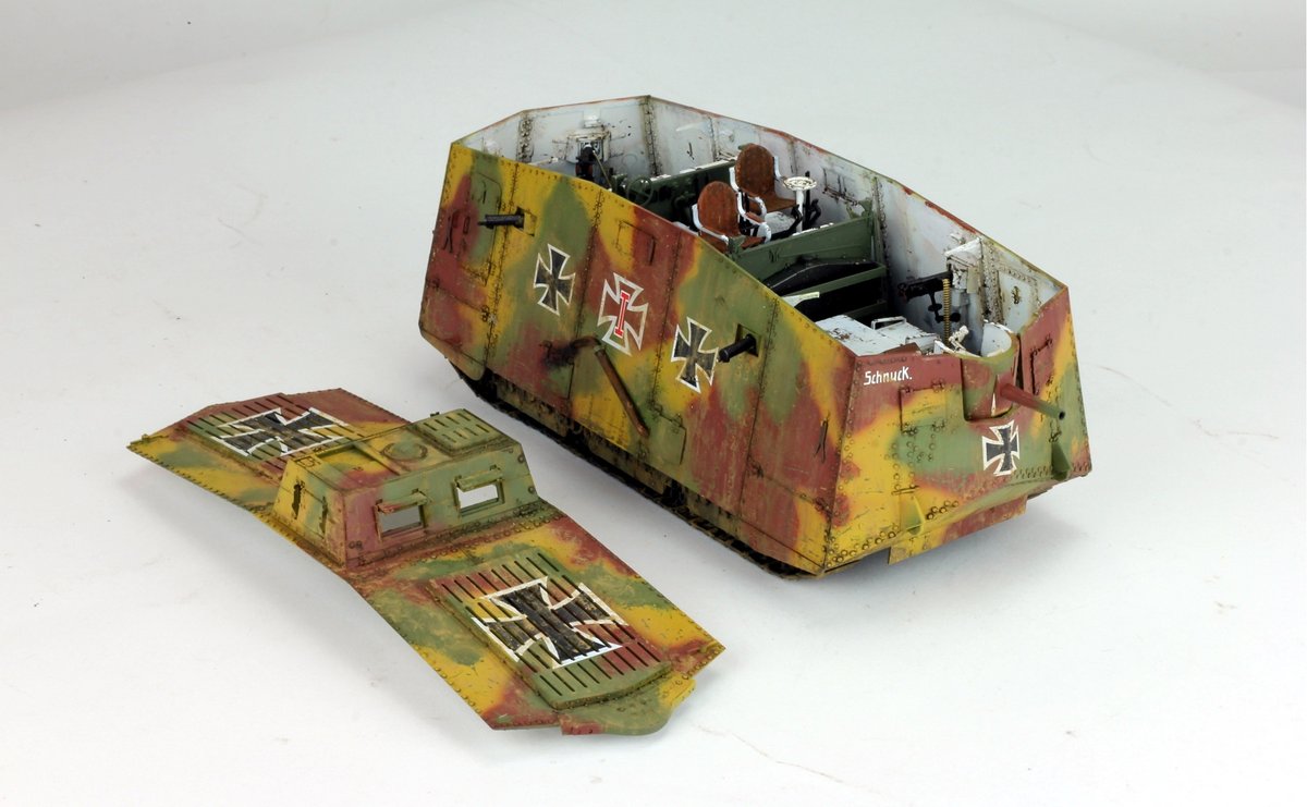 probuiltmodel's tweet image. 1/35 German A7V WWI Tank (MENG model kit) 
#ScaleModel #Plasticmodel #MengModel #WW1 #TankModel #German #A7VTank #ProBuiltModel #Militarymodel #Modelkit #prebuiltmodel #fullinterior