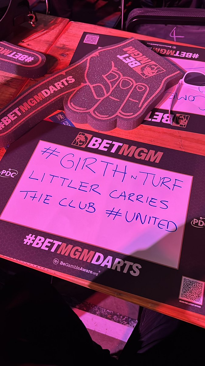 MattyAtkin98's tweet photo. @LukeTheNuke180 @angryginge13 #girthnturf https://t.co/N2t2nuR7as