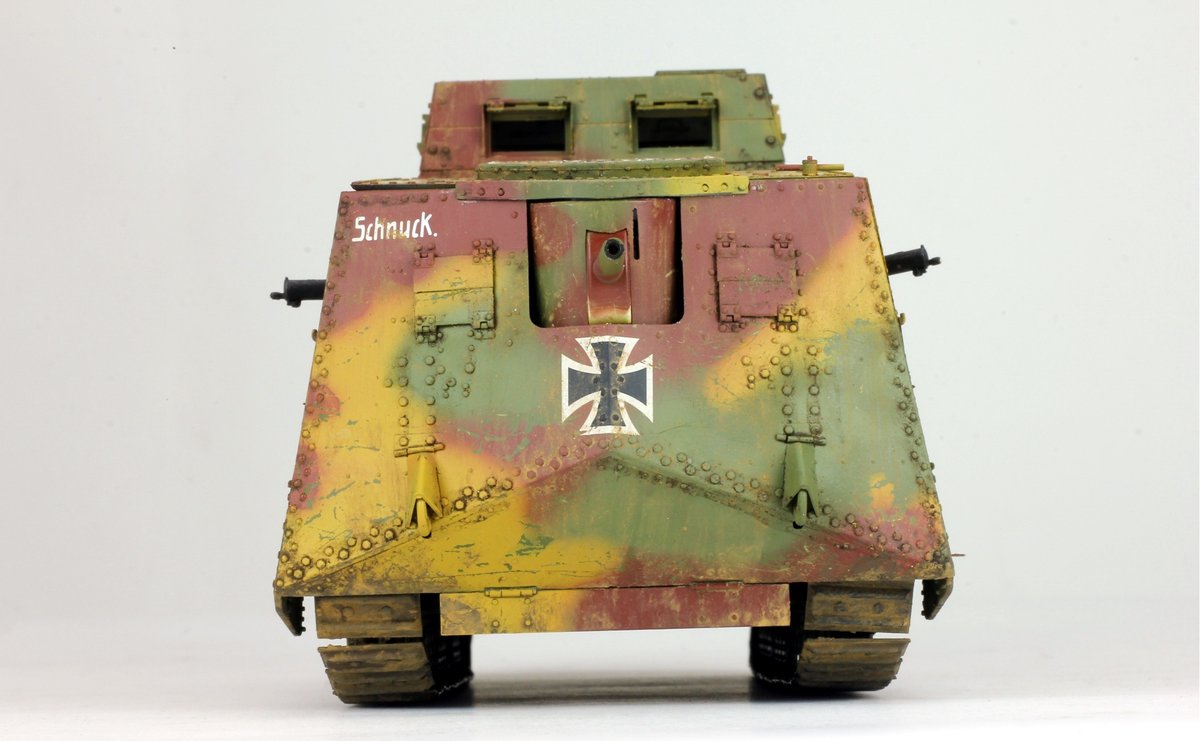 probuiltmodel's tweet image. 1/35 German A7V WWI Tank (MENG model kit) 
#ScaleModel #Plasticmodel #MengModel #WW1 #TankModel #German #A7VTank #ProBuiltModel #Militarymodel #Modelkit #prebuiltmodel #fullinterior
