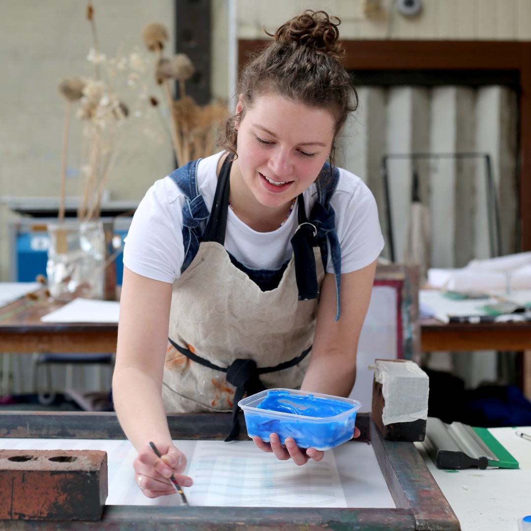 UPCOMING WORKSHOPS. We've got some exciting new workshops happening in the next couple of months like cyanotype printing , as well as old favourites like lampshade screenprinting with Millie and book binding! Follow the link to find out more or book on - ow.ly/hlrS50R8jP3