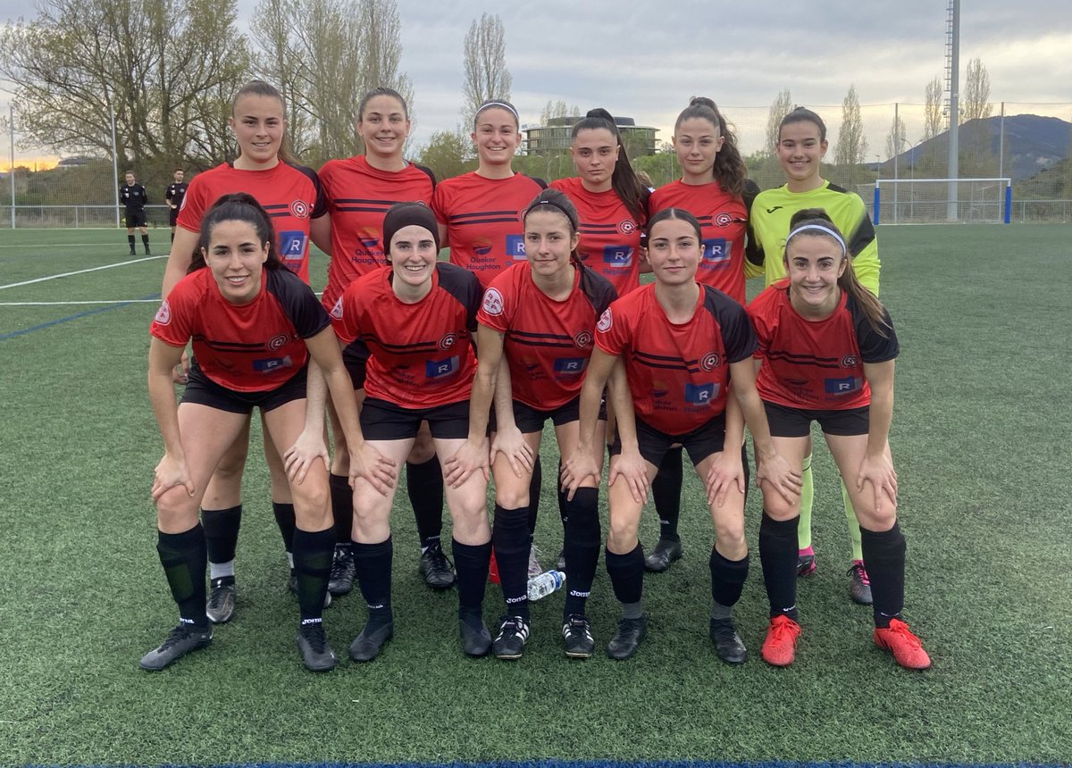 MulierFCN's tweet photo. ⏱️ ¡Arranca el partido en @SalesianosPam! 

⚽️ Mulier FCN 0-0 Bizkerre “B” 

❤️🖤 #CreandoFuturo https://t.co/9hmPZs0W76