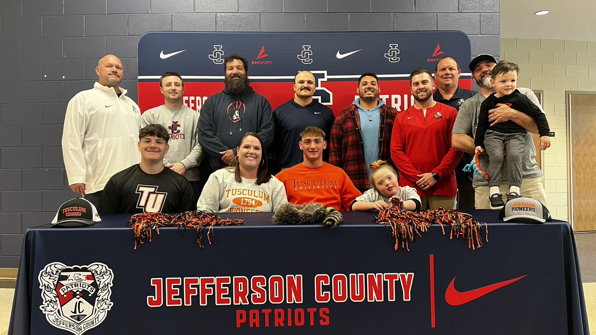 Dennis Barker Jr tweet media