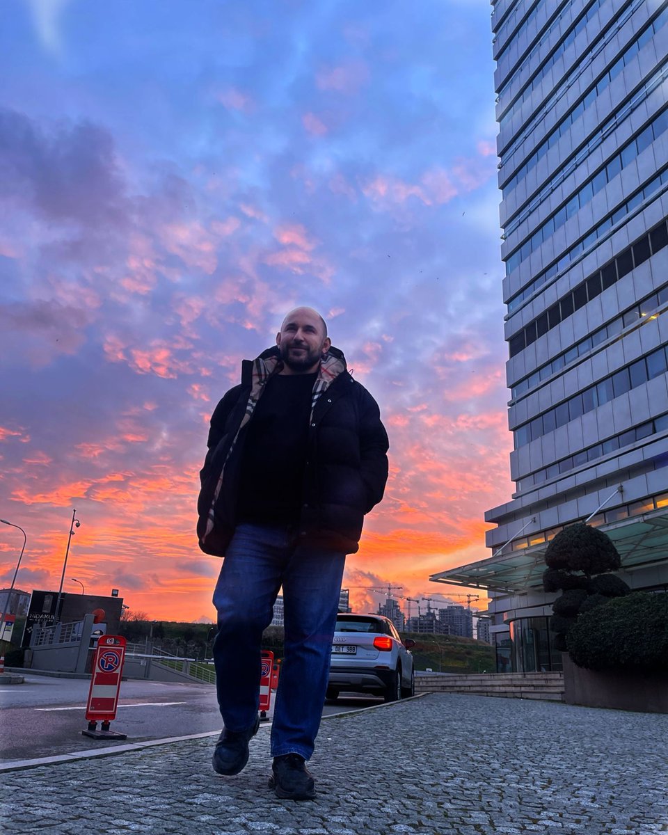 kenan keloğlu (@kenankeloglu34) on Twitter photo Bazen mutlu bazen mutsuz ama yine hayat nefes almaya değer...
#kenankeloglu #oyuncu #yapımci #film <a href="/kenankeloglu34/">kenan keloğlu</a> <a href="/kenankeloglu1/">KENAN KELOĞLU</a> Bazen mutlu bazen mutsuz ama yine hayat nefes almaya değer...
#kenankeloglu #oyuncu #yapımci #film <a href="/kenankeloglu34/">kenan keloğlu</a> <a href="/kenankeloglu1/">KENAN KELOĞLU</a>