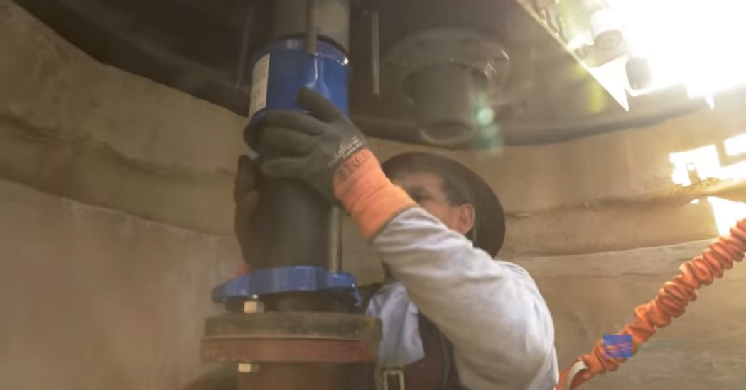 EmpoweringPumps's tweet image. Southside, Alabama faced an urgent need to enhance its #AgingInfrastructure. With a main lift station struggling and repairs becoming costly, #Ebara provided an expedited, cost-effective solution. Learn how they ensured swift installation: bit.ly/43FqPyM @pumpsebara