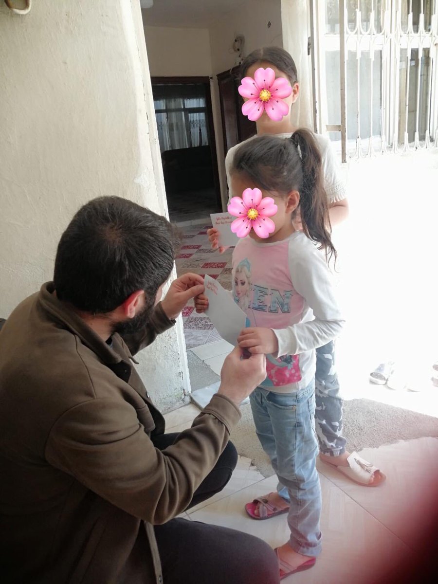 📌ADANA 

Bayram öncesi yetim ve ihtiyaç sahibi ailelerimizin tebessümleri adına kapılarına gittik. 

🙏🌸