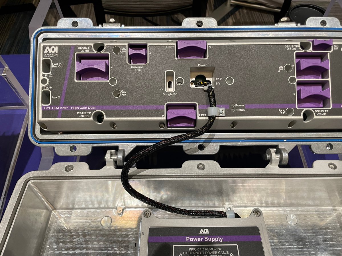 AppliedOpto's tweet image. We attended the @SCTE SOCAL Chapter’s Vendor Day in Cerritos, CA. Lots of interest in our Quantum18 series of 1.8GHz amps and LEs with DOCSIS 4.0. Add in our QuantumLink solution for remote management and monitoring. #SmartAmps #RemoteMonitorControl