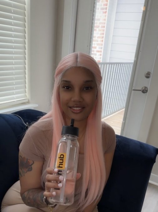 🩷 https://t.co/F1FbBh7Ghm