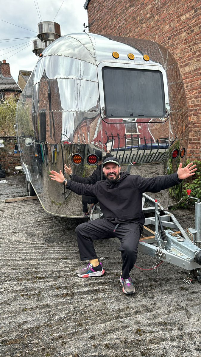 Vaso Kitchen Mcr (@vasokitchenmcr) on Twitter photo So I bought a trailer, it needs a bit of work doing to it to get it match fit but we should be smashing out the curries & pies at festivals, weddings, corporate events,  football or wherever we can get to very soon
Get in touch patelspies.com So I bought a trailer, it needs a bit of work doing to it to get it match fit but we should be smashing out the curries & pies at festivals, weddings, corporate events,  football or wherever we can get to very soon
Get in touch patelspies.com