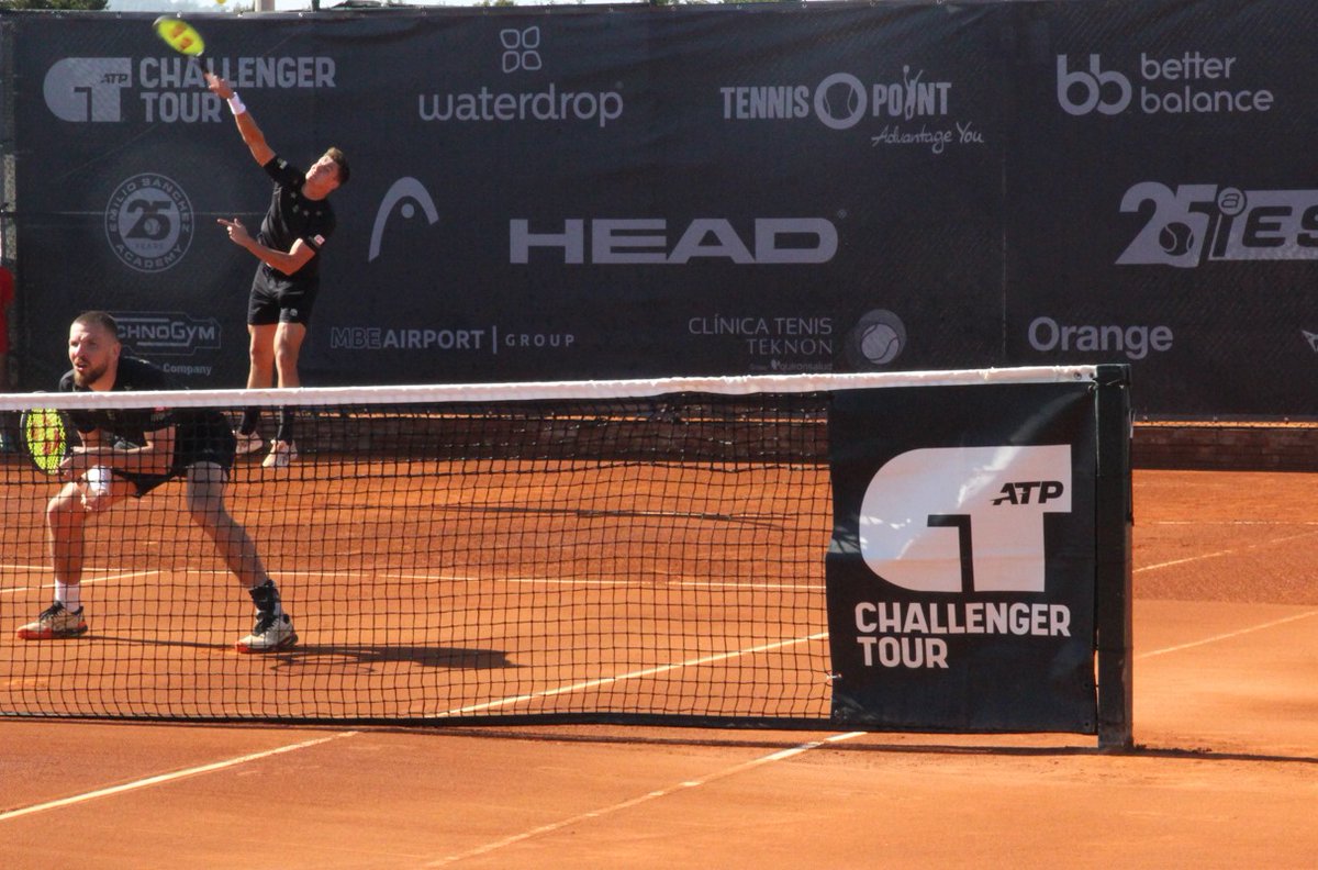 EmilioSanchezBn's tweet image. 🔝Coverage TV.
This thursday since 11.00 am watch the matches on @Eurosport_ES 
🎾Challenger Emilio Sánchez Academy by Waterdrop.